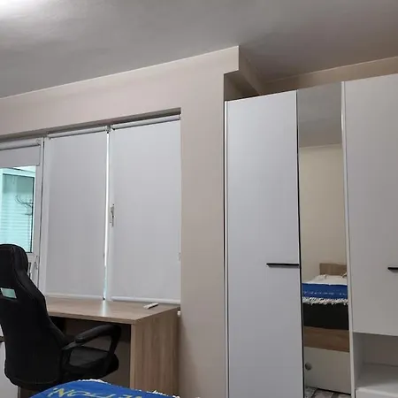 Apartment Centre Warna
