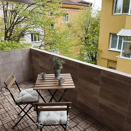 Apartment Centre Warna